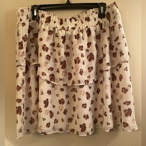 1. State women’s tiered mini skirt size xl